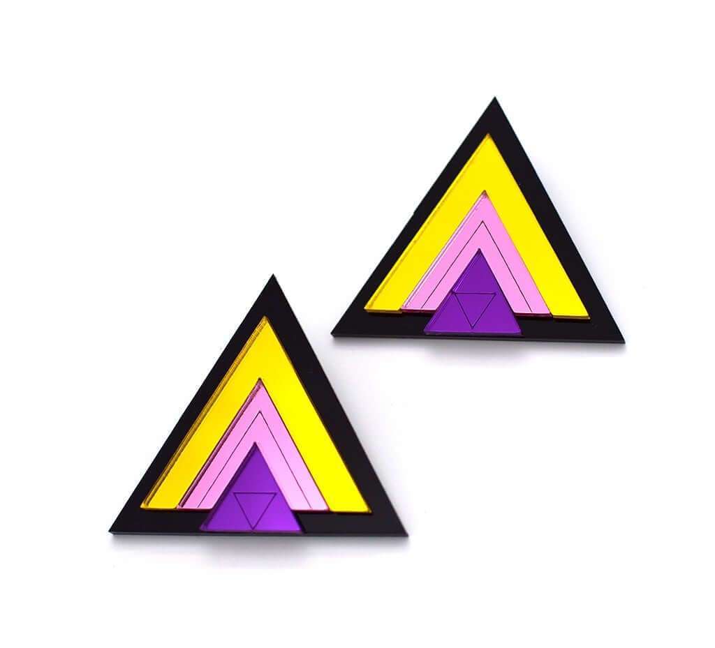 R Line earrings