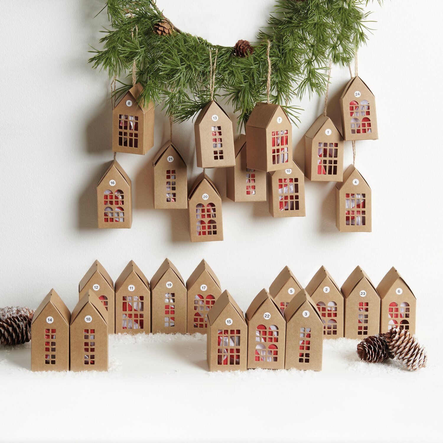 Advent Calendar – 24 small cardboard houses to assemble