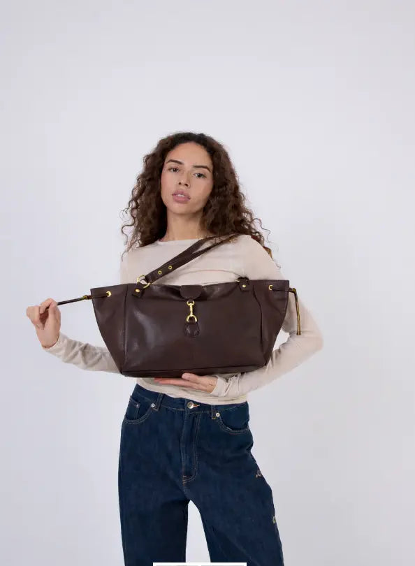 Victoria Chocolate Bag