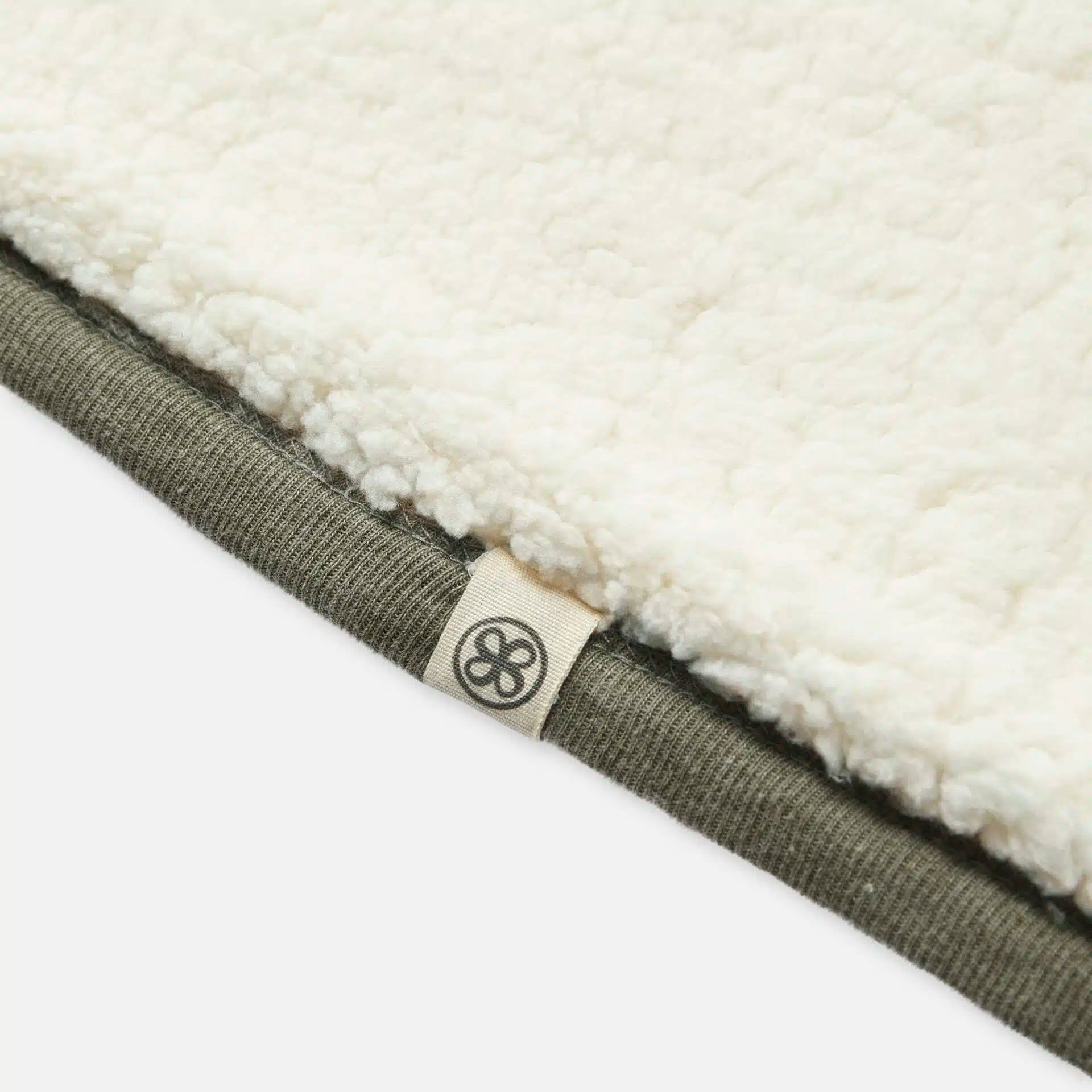 Bosgroene teddyponcho