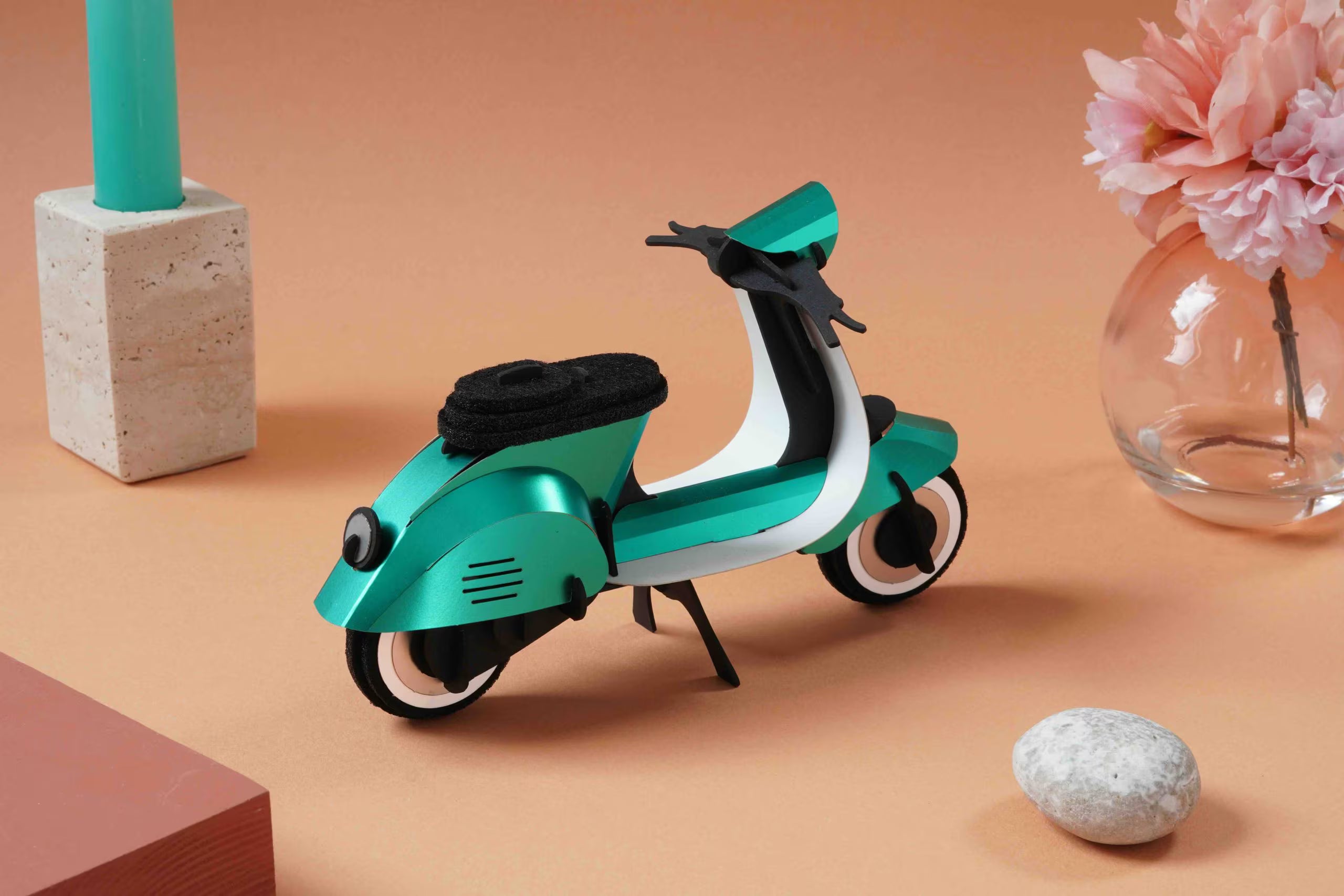 Papieren bouwpakket - Vintage scooter - Smaragdgroen 