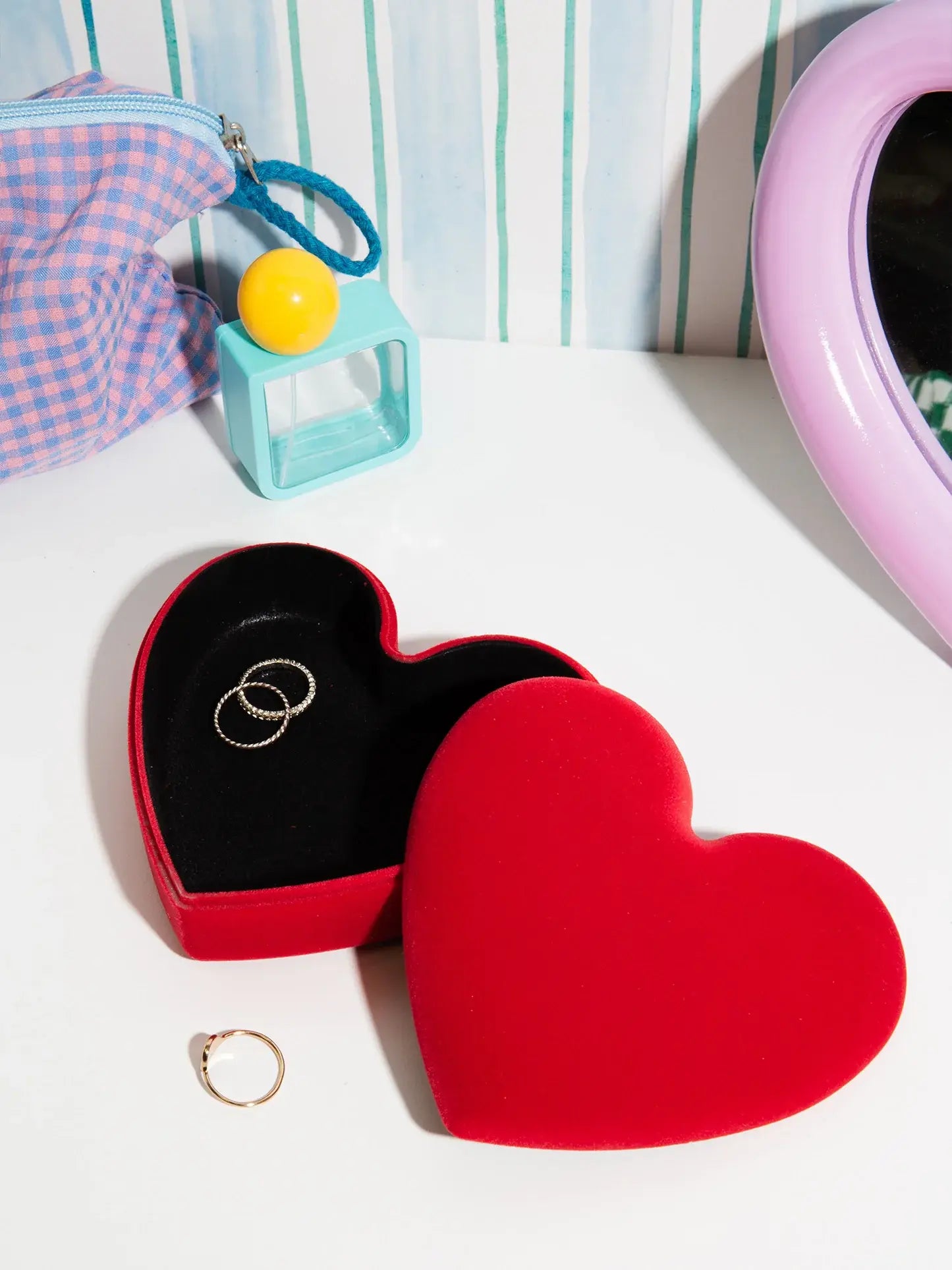 Opbergdoos in de vorm van een hartje - Rood