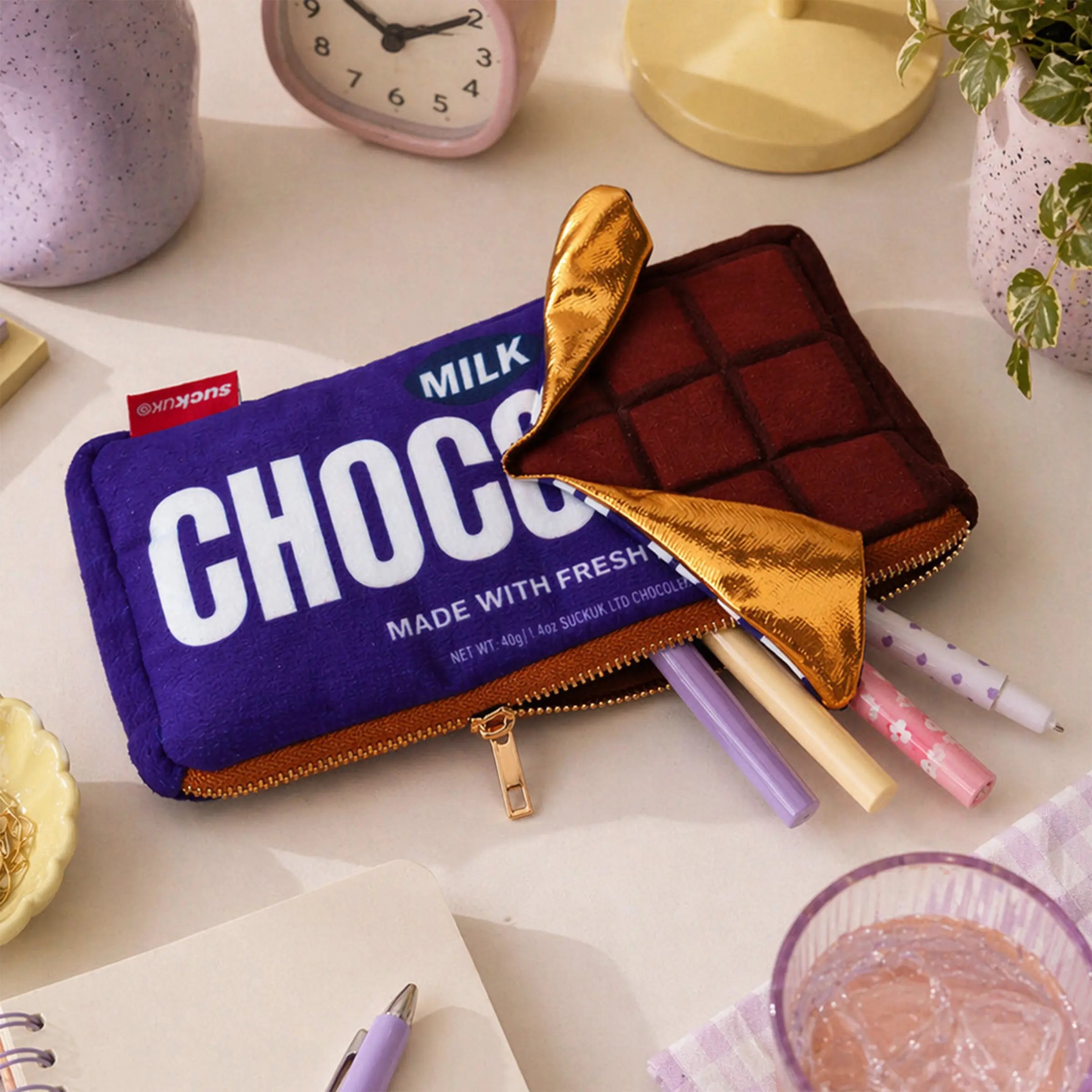 Pluche etui met rits - Chocolade