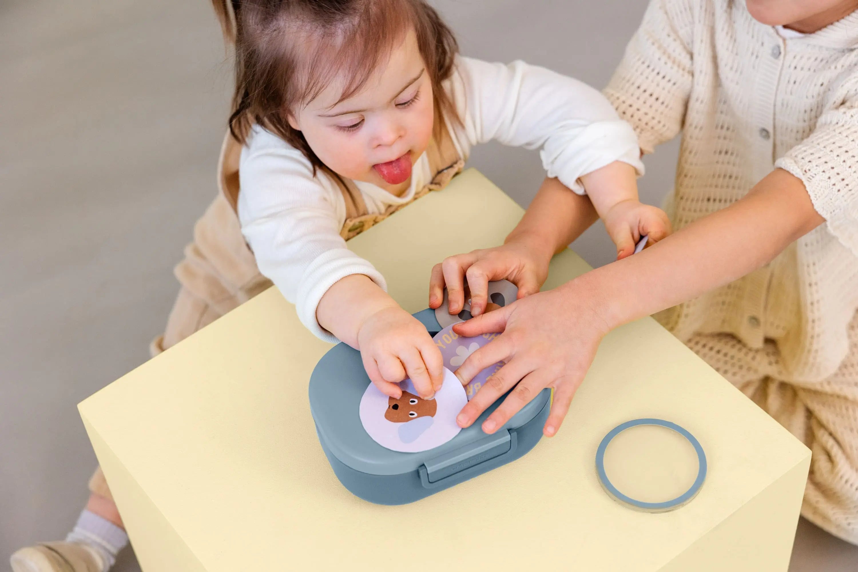 Children's Lunch Box - Pattern Party, blue green