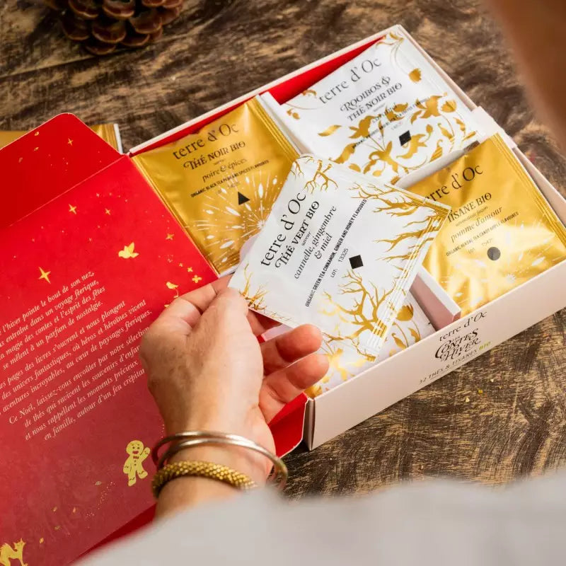 Christmas Tea and Herbal Tea Box (32 bags of 8 organic teas)